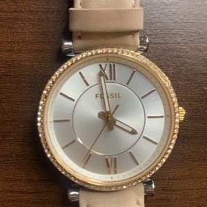 Fossil women’s nude pink watch